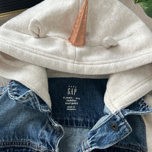 Gap unicorn Jean jacket - Picture 2 of 5